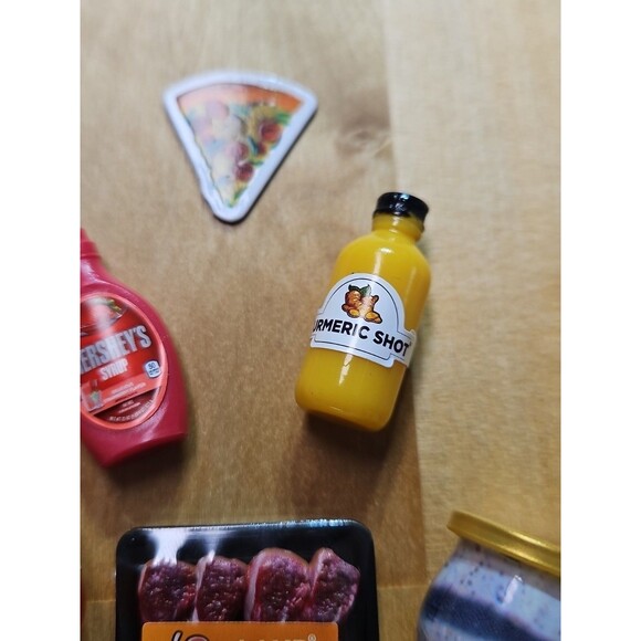 ZURU Mini Brands Mini-minis Fill The Fridge Common Lot Of 7, W/Pizza Magnet - Picture 11 of 16